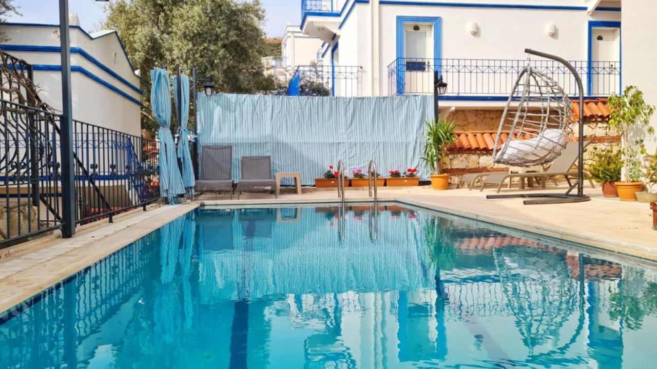 Shared Pool Flat Located 3 Min To Beach In Kalkan Apartment Exterior photo